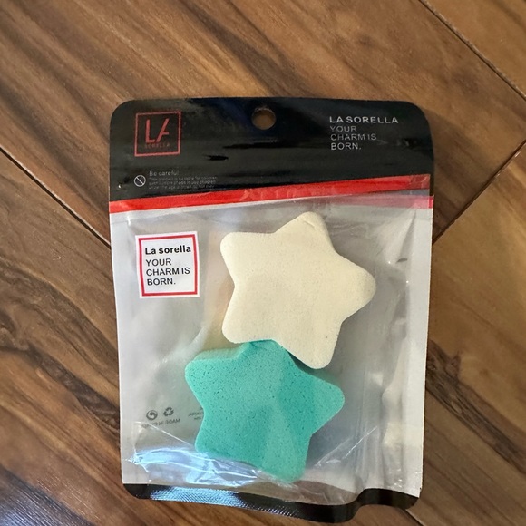 Beauty Sponges Lot of 7 NWT Please see pictures for details. - Picture 4 of 8